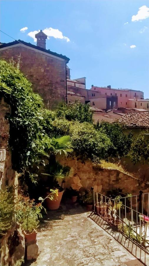 Le Origini Casa In Borgo Tipico Lucano Trivigno Exterior photo